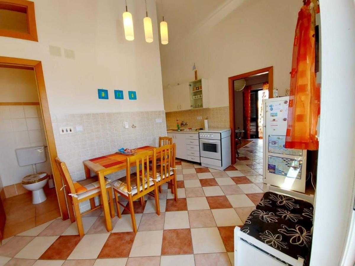 Apartment Pepo Pag พาก ภายนอก รูปภาพ