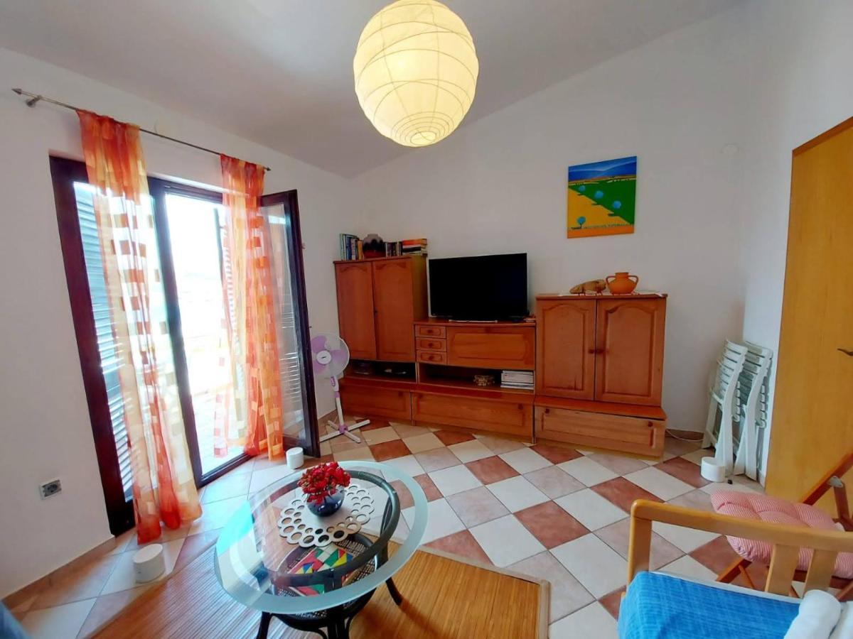 Apartment Pepo Pag พาก ภายนอก รูปภาพ